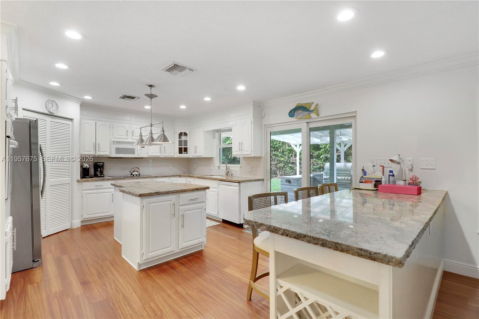 WOODMERE PINES - Residential