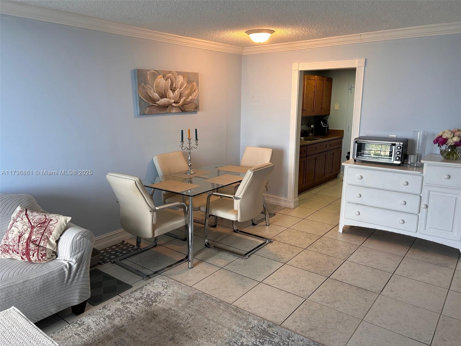 VECINO DEL MAR CONDO - Residential