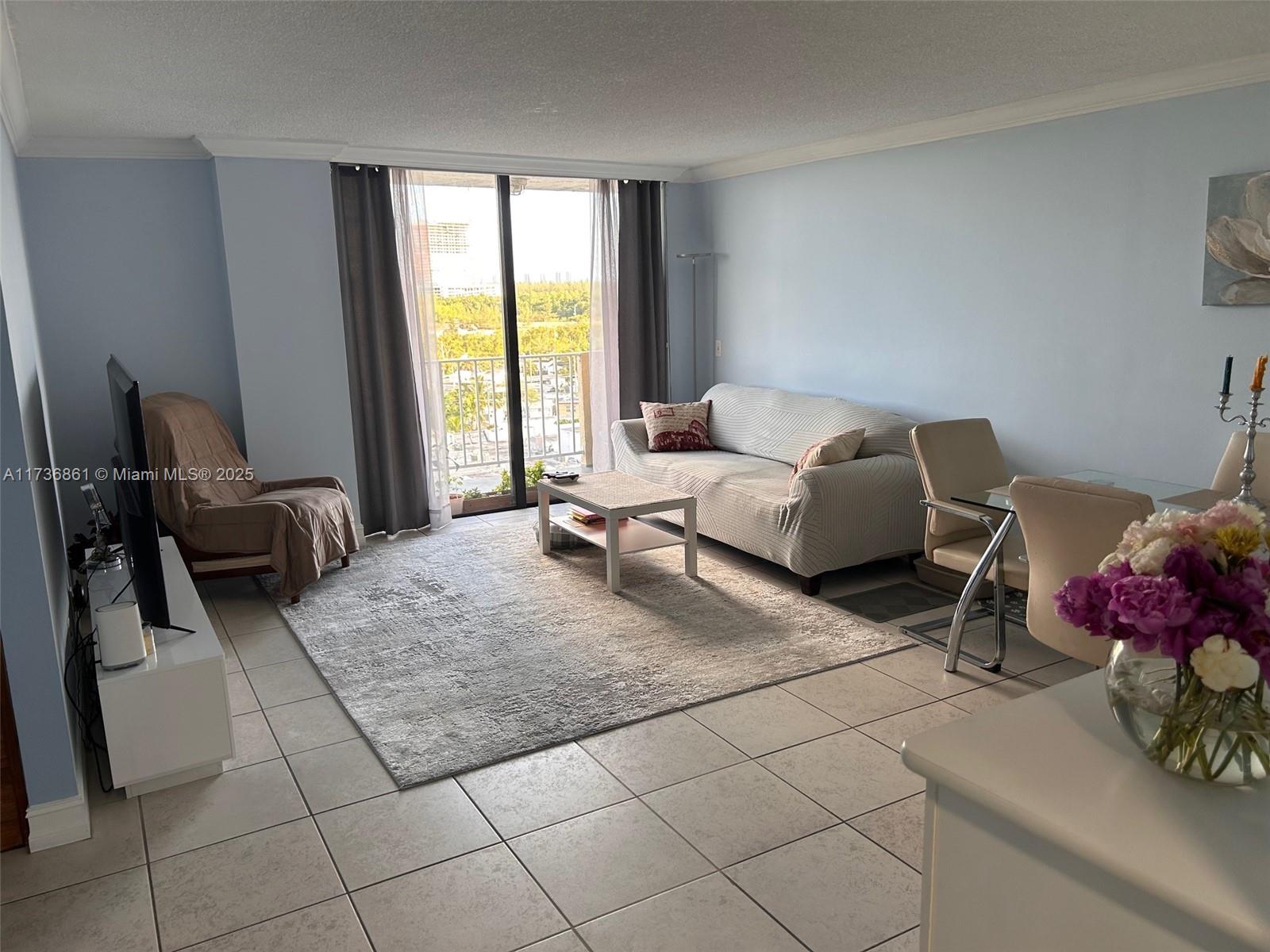 VECINO DEL MAR CONDO - Residential