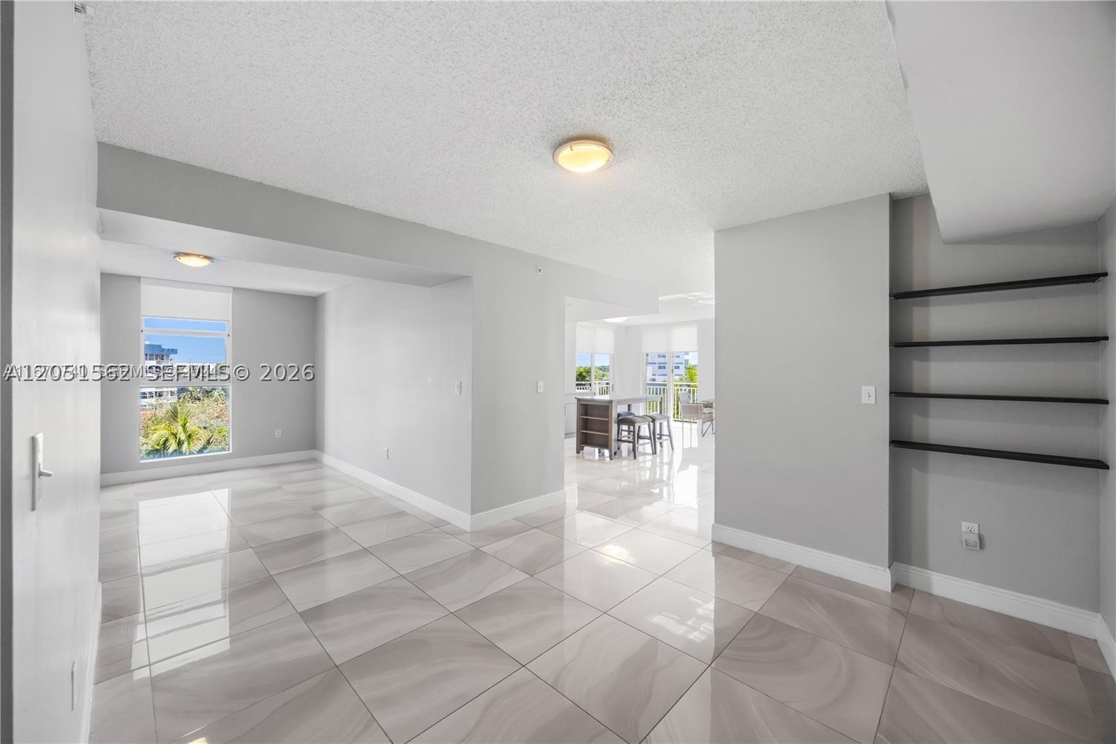VISTA ON THE BAY CONDO - Residential