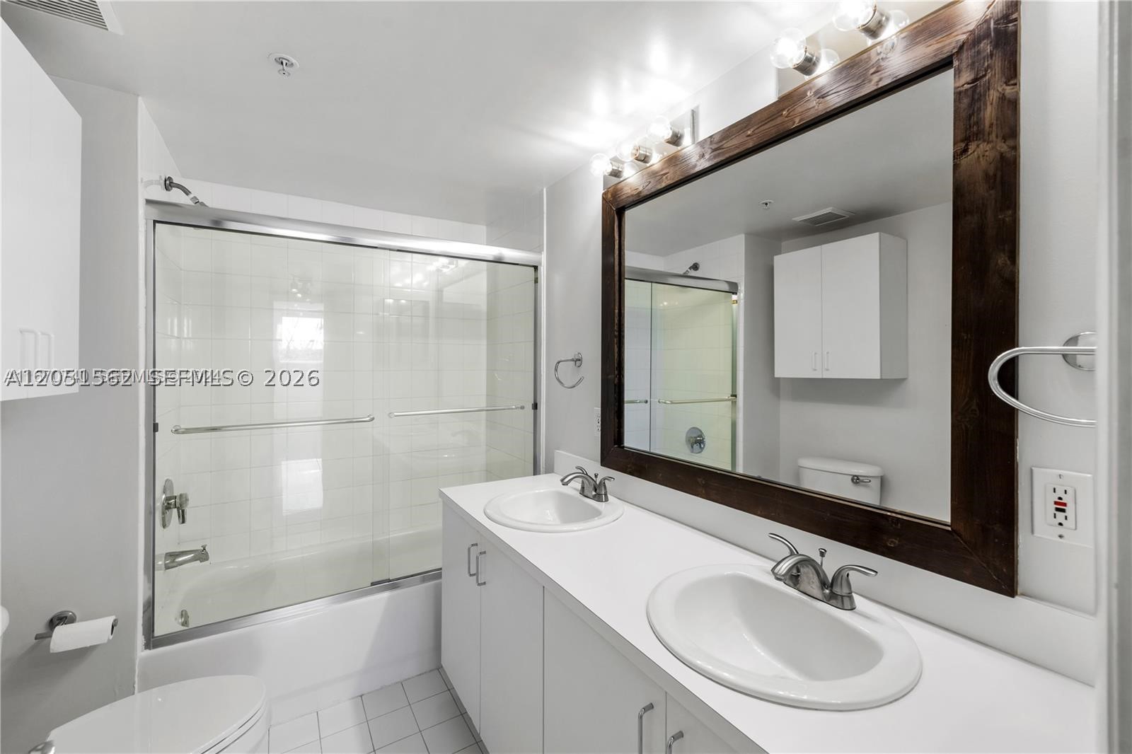 VISTA ON THE BAY CONDO - Residential
