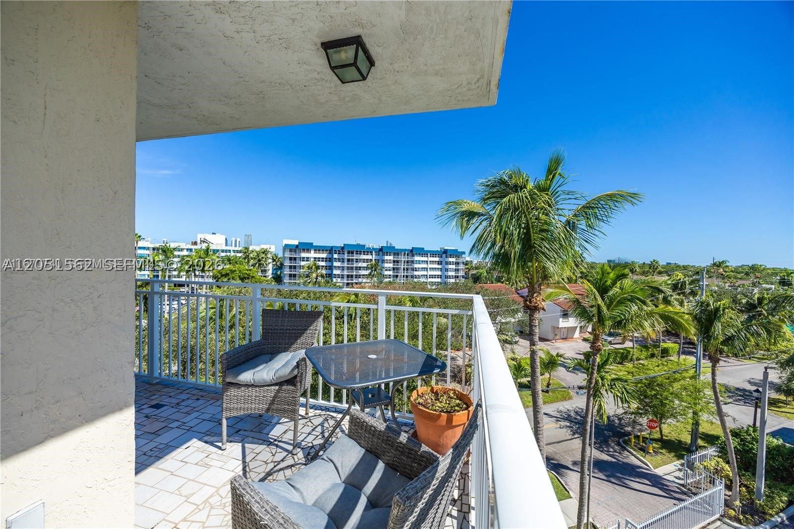 VISTA ON THE BAY CONDO - Residential