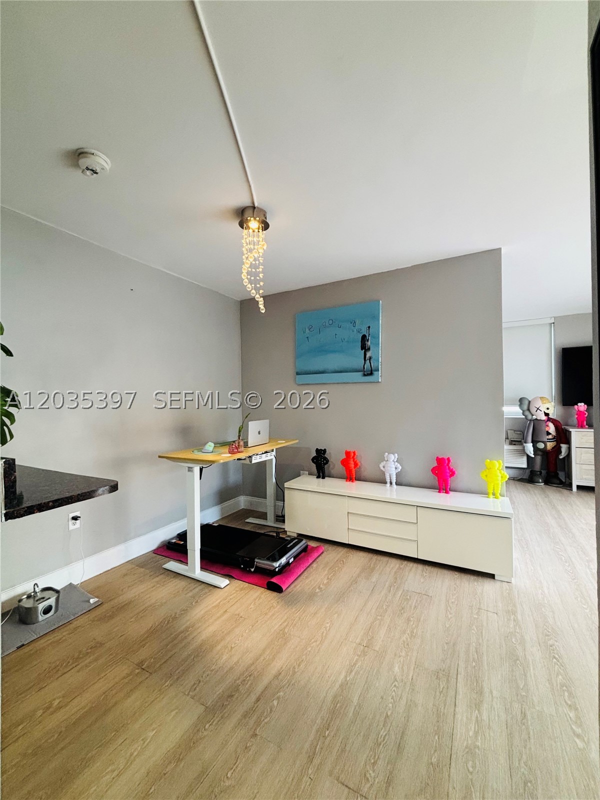ISLANDER CONDO APTS - Residential