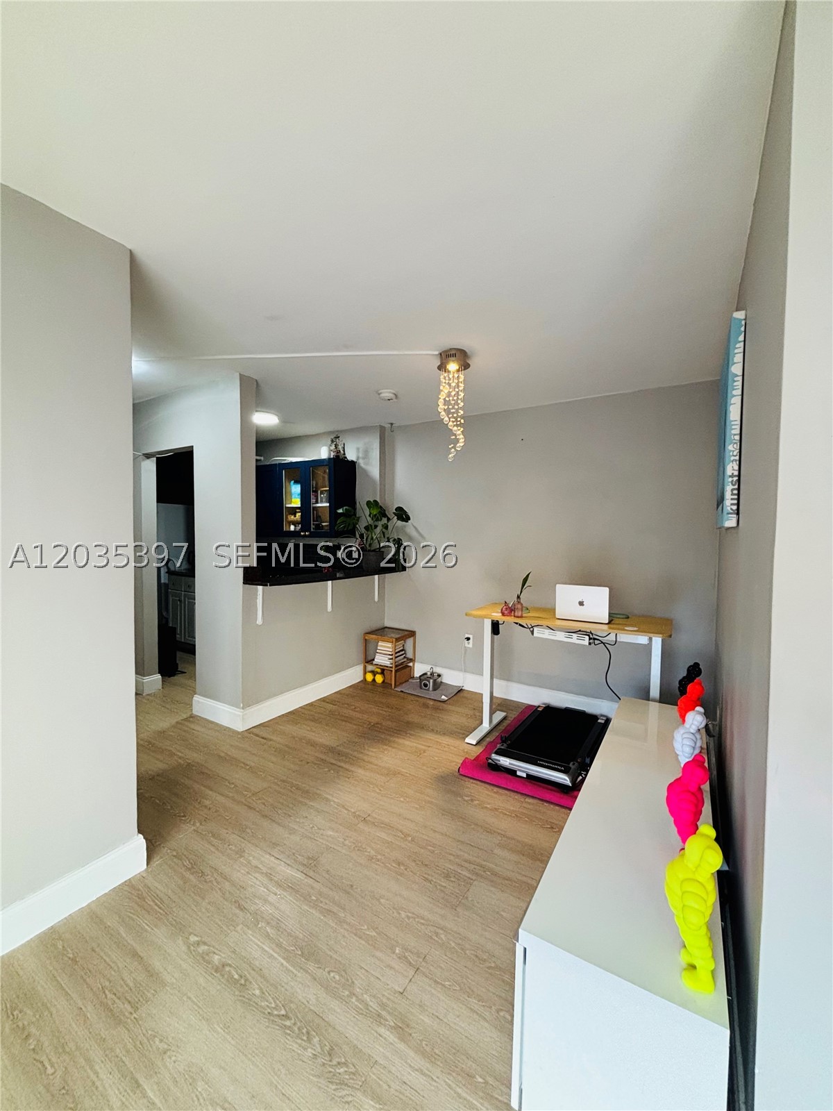 ISLANDER CONDO APTS - Residential