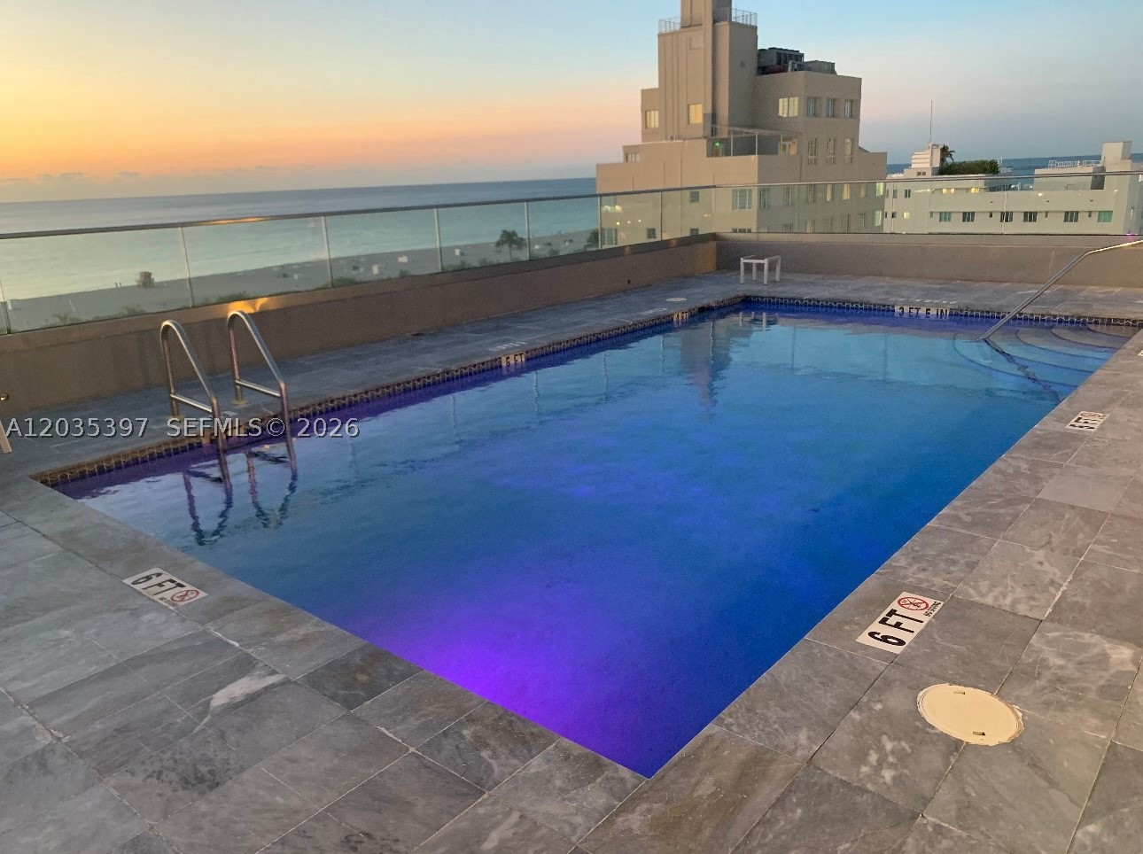 ISLANDER CONDO APTS - Residential