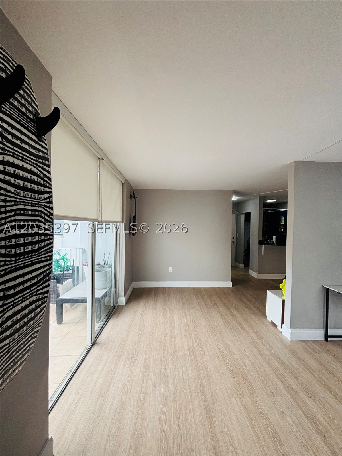 ISLANDER CONDO APTS - Residential