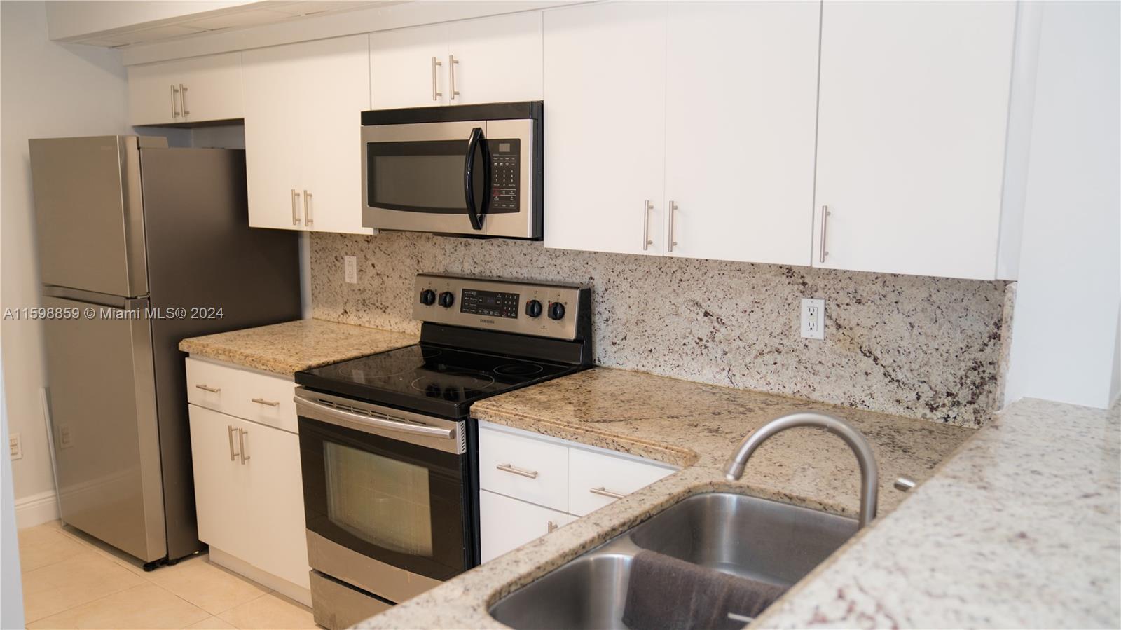 VILLA RUSTICA I CONDO - Residential