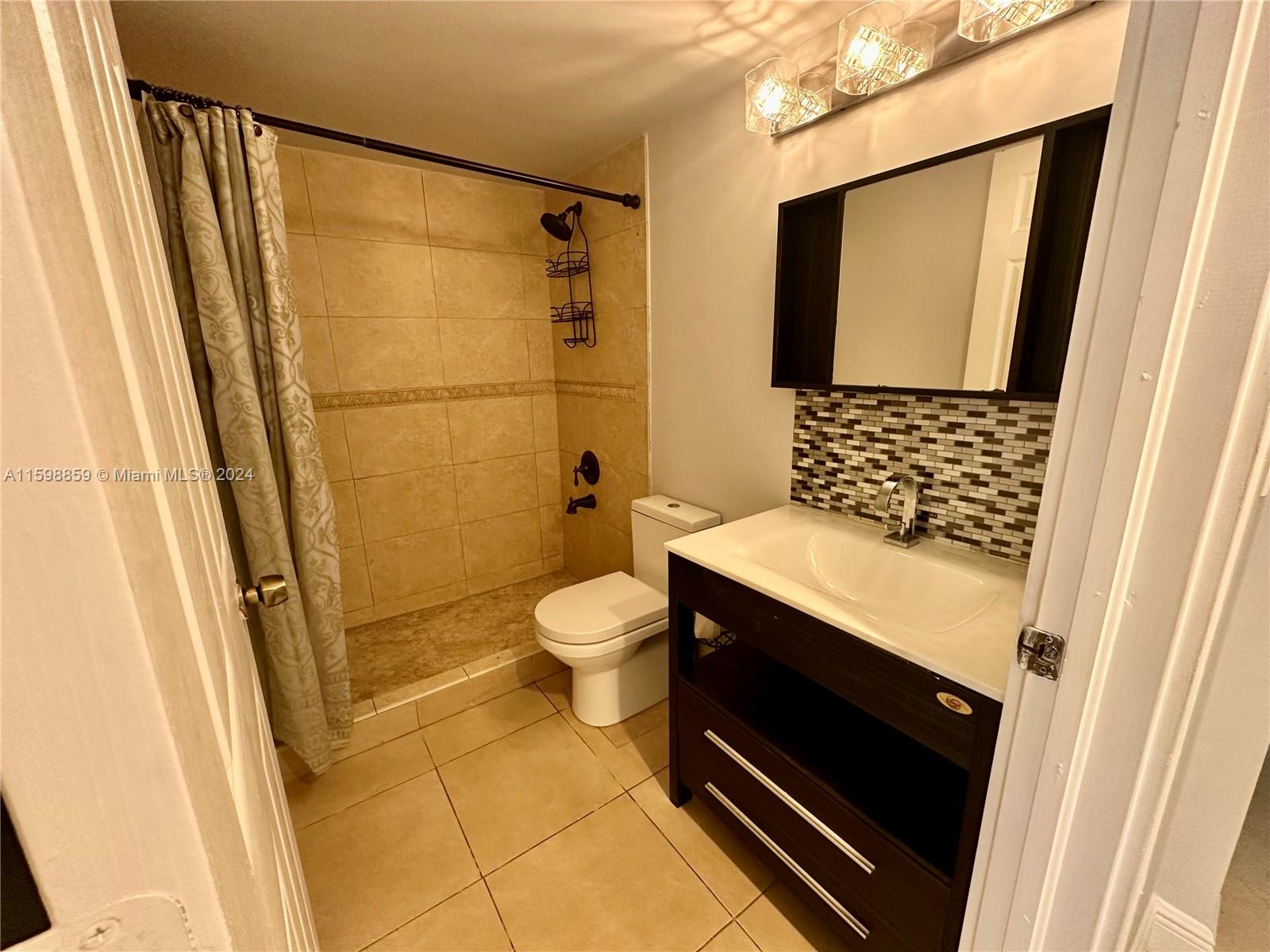 VILLA RUSTICA I CONDO - Residential