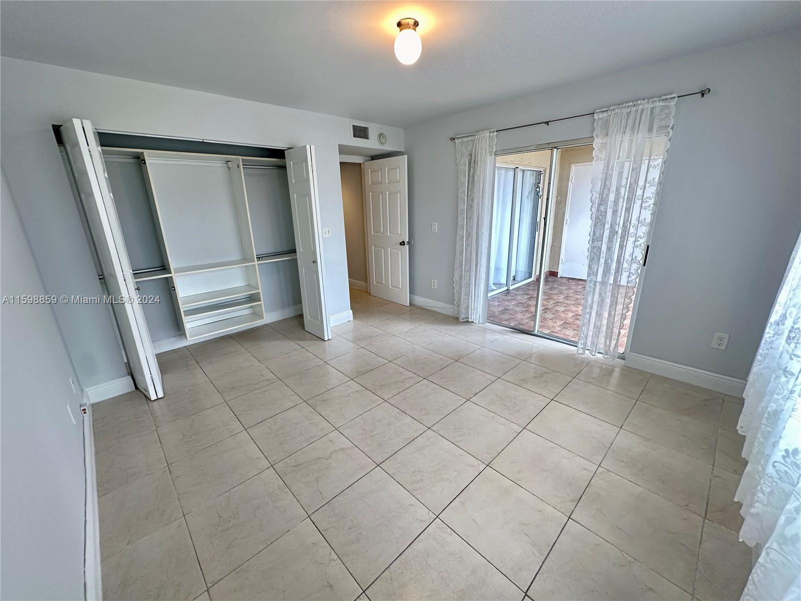 VILLA RUSTICA I CONDO - Residential