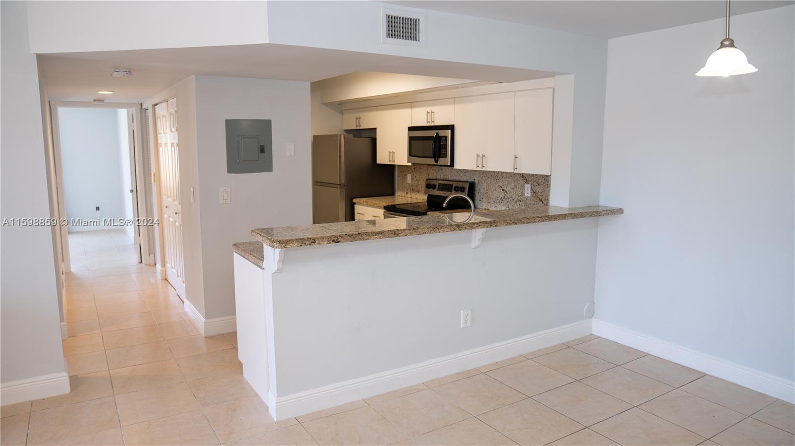 VILLA RUSTICA I CONDO - Residential