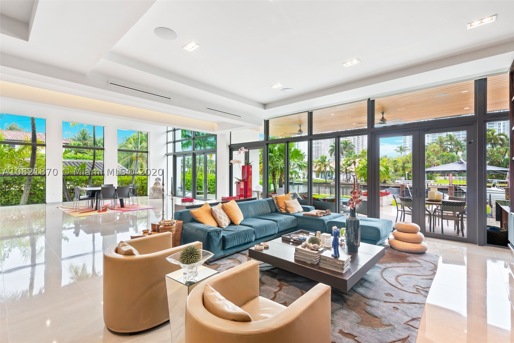 GOLDEN BEACH SEC E - Residential