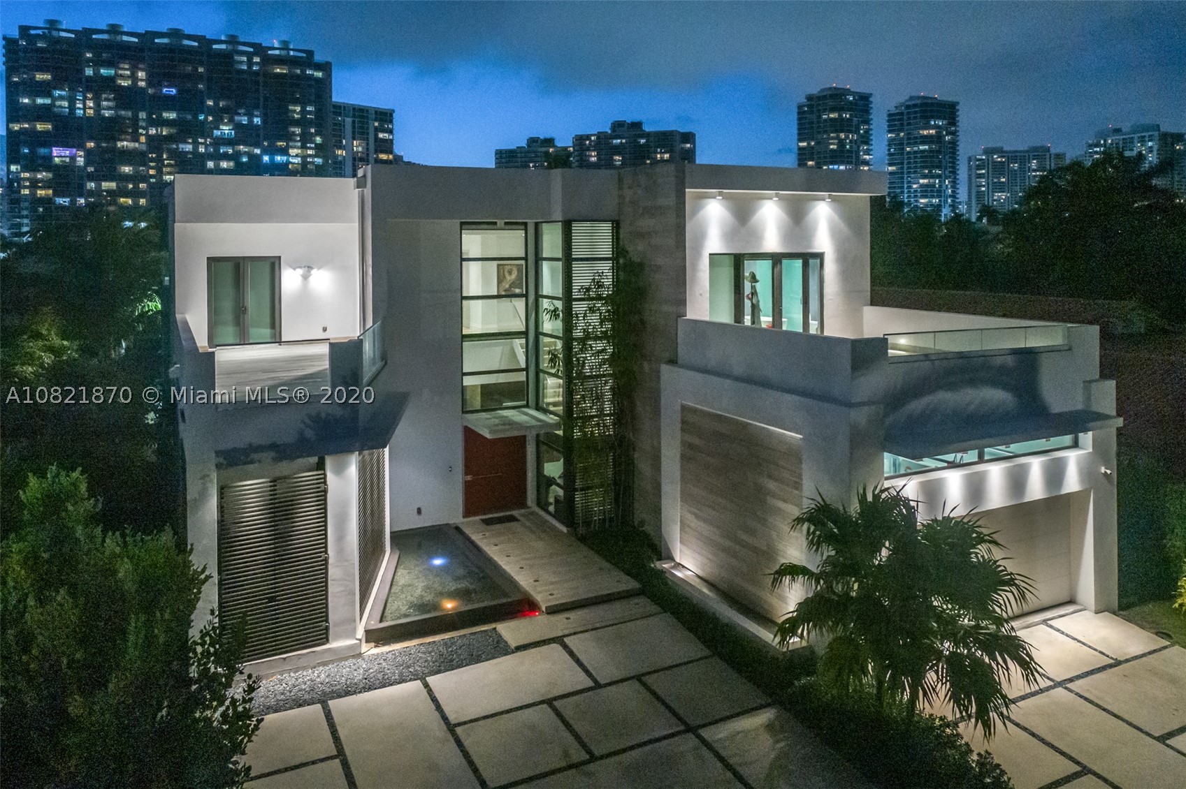 GOLDEN BEACH SEC E - Residential