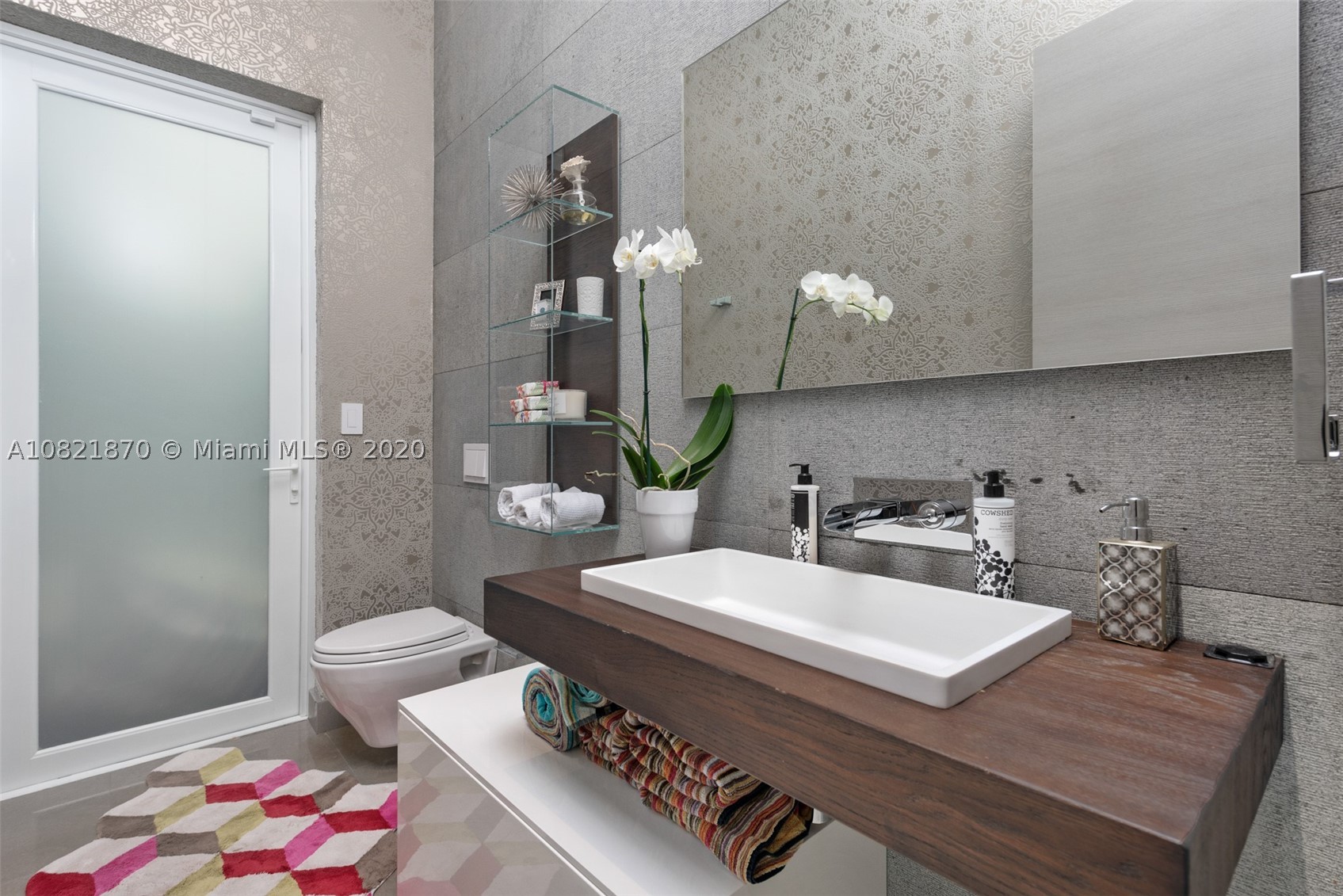 GOLDEN BEACH SEC E - Residential