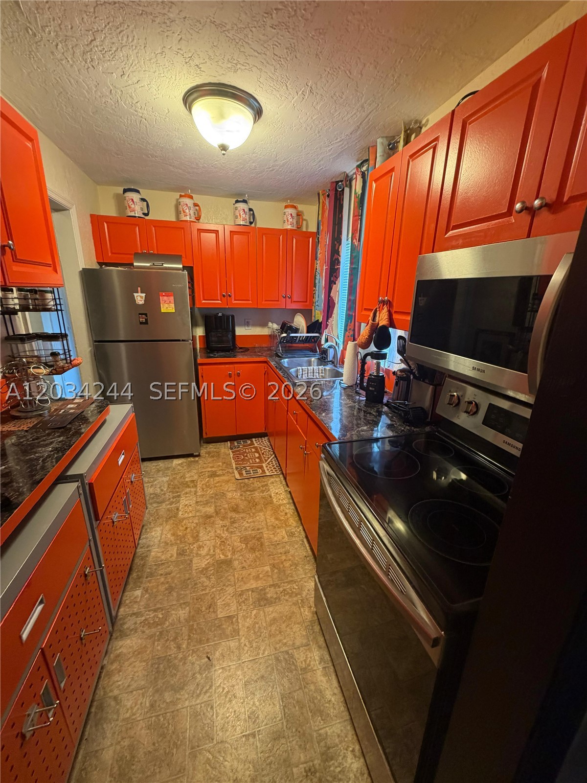 CARMEN LAURA SUBDIVISION - Residential