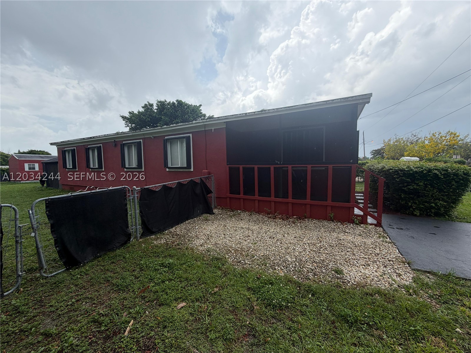 CARMEN LAURA SUBDIVISION - Residential