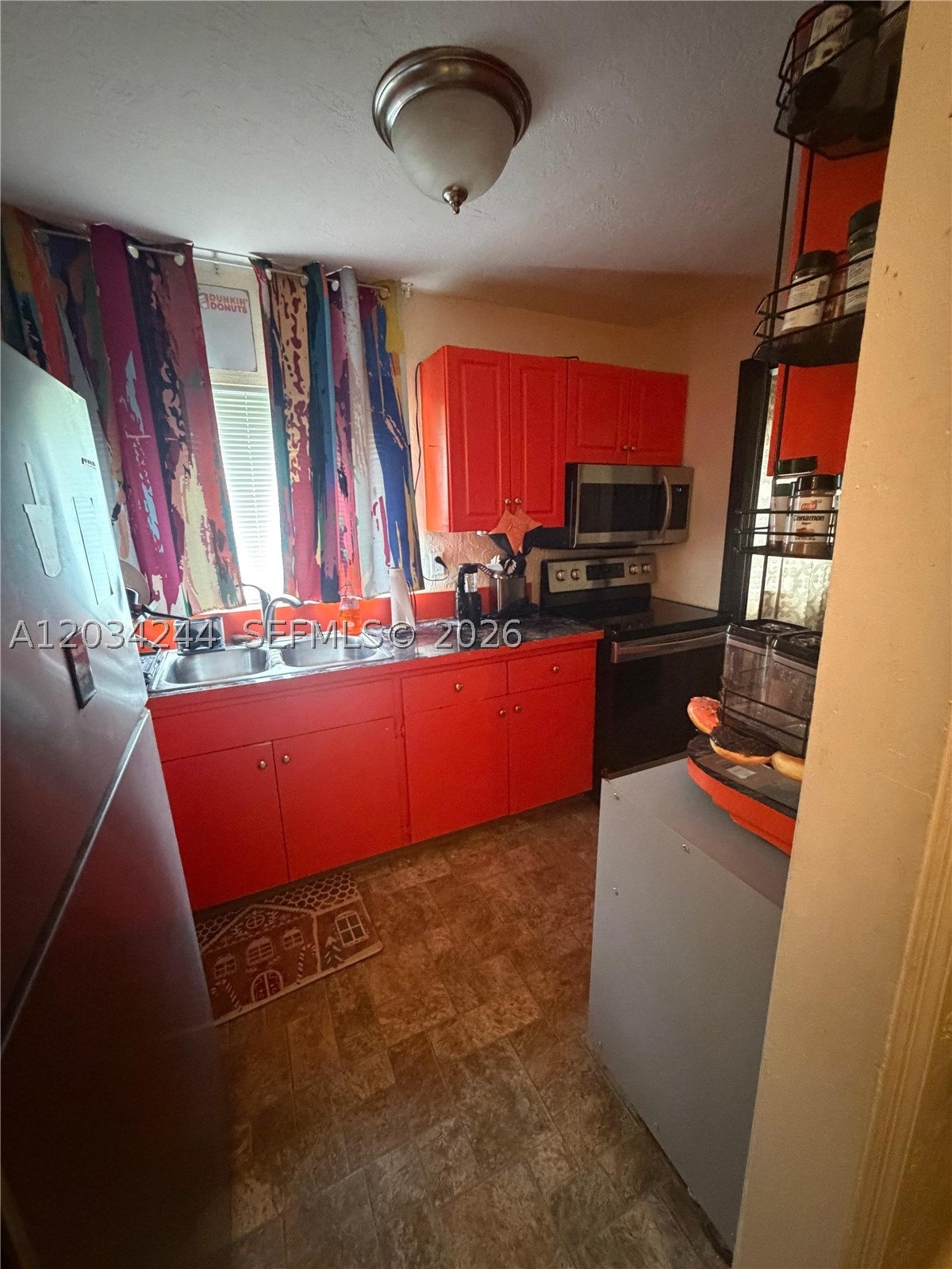 CARMEN LAURA SUBDIVISION - Residential