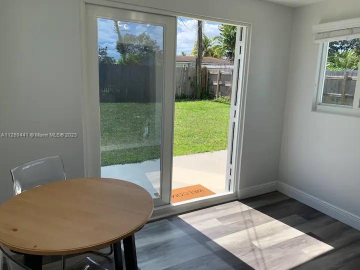 LAKE FOREST SEC 2 - Residential Lease