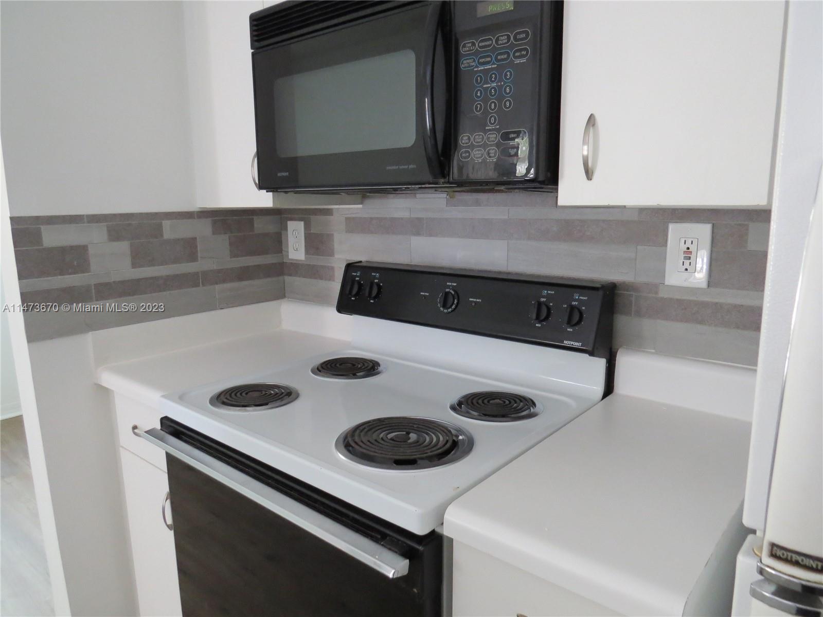 Royal grand Condominium - Residential Lease