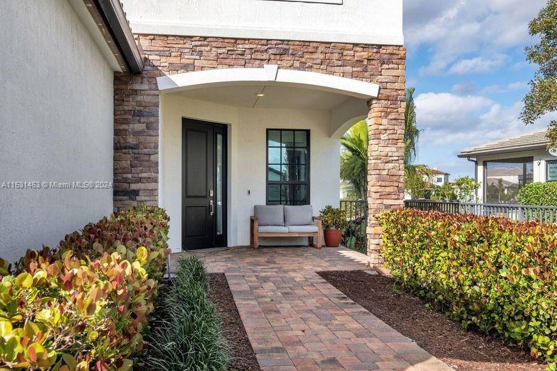 PALM MEADOWS ESTATES - Residential