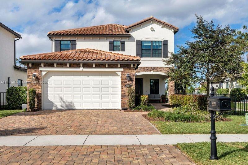 PALM MEADOWS ESTATES - Residential
