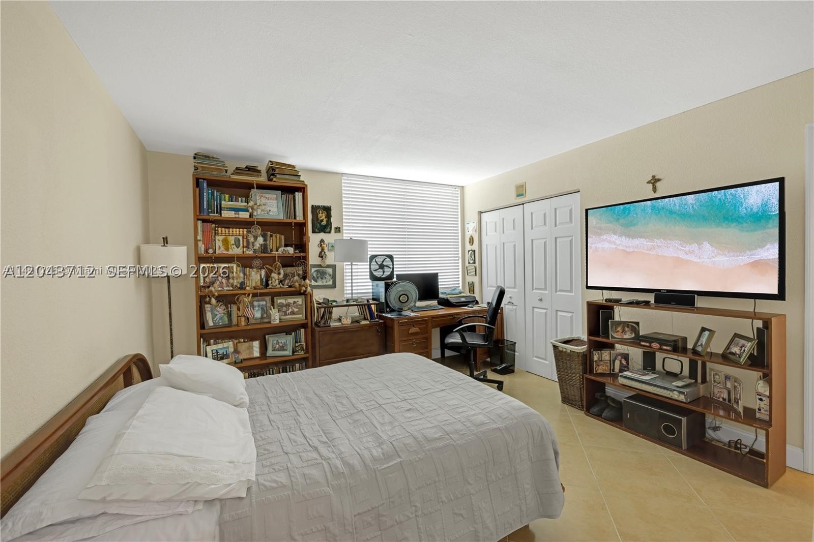SUMMIT TOWER I OF DADELAN - Residential Lease