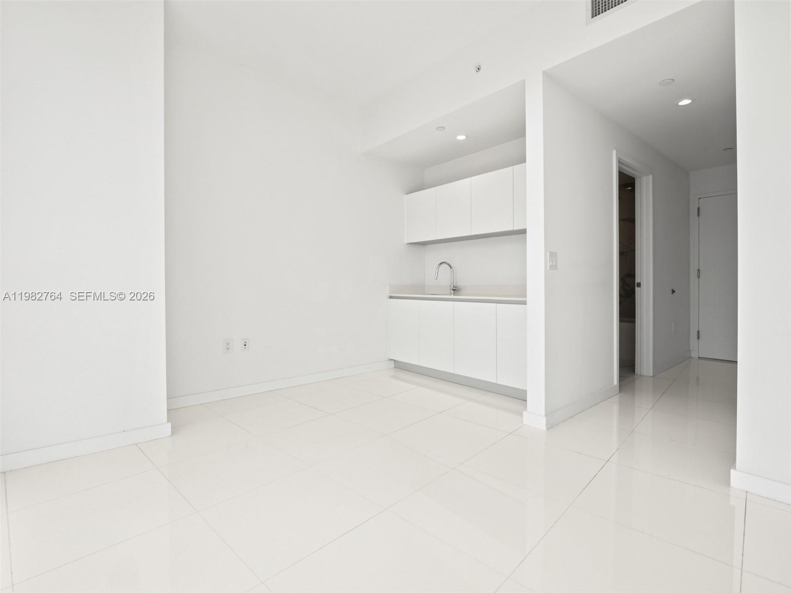 PARAMOUNT MIAMI WORLDCENT - Residential