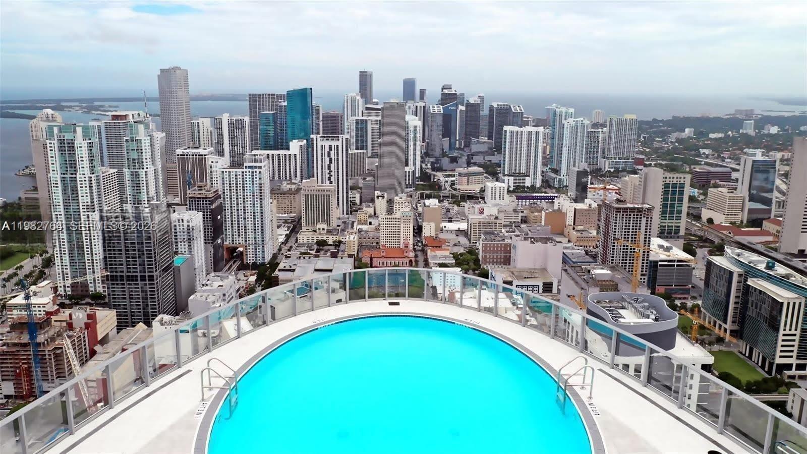 PARAMOUNT MIAMI WORLDCENT - Residential