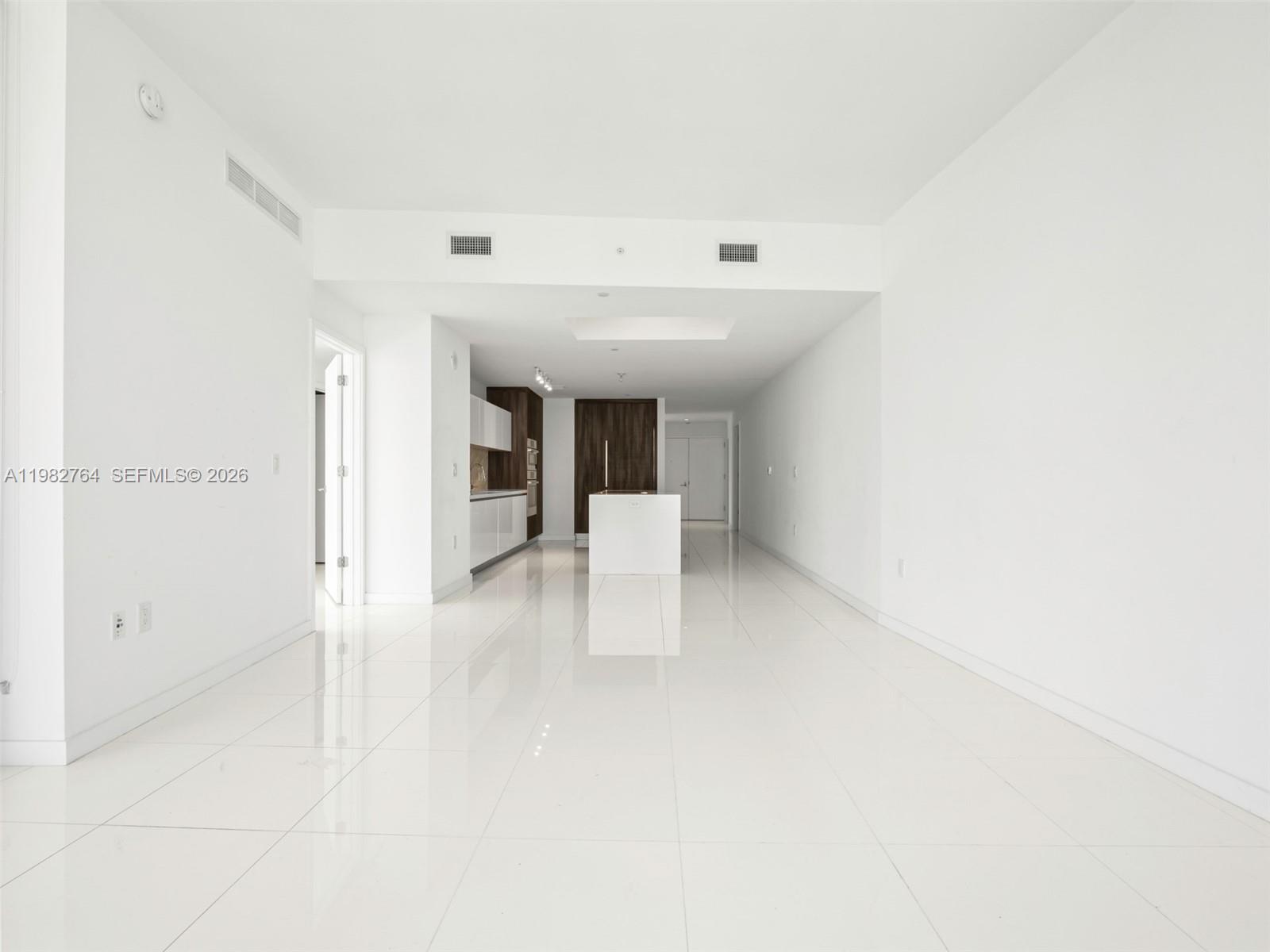 PARAMOUNT MIAMI WORLDCENT - Residential