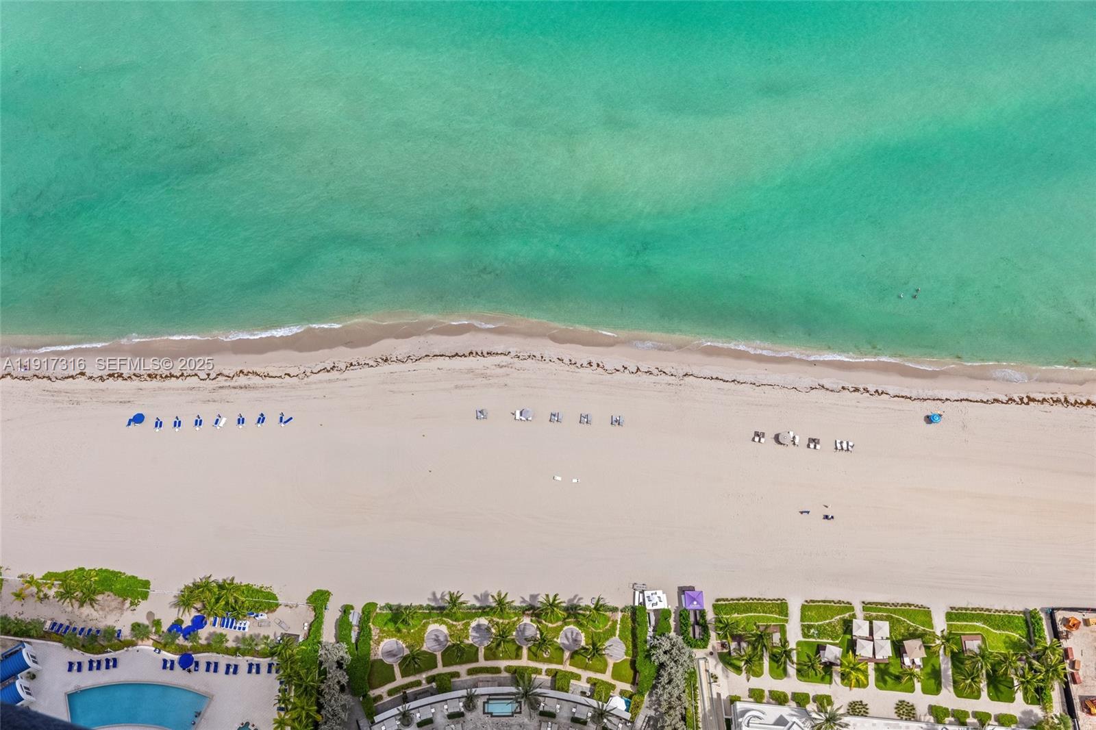 18555 COLLINS AVENUE COND - Residential