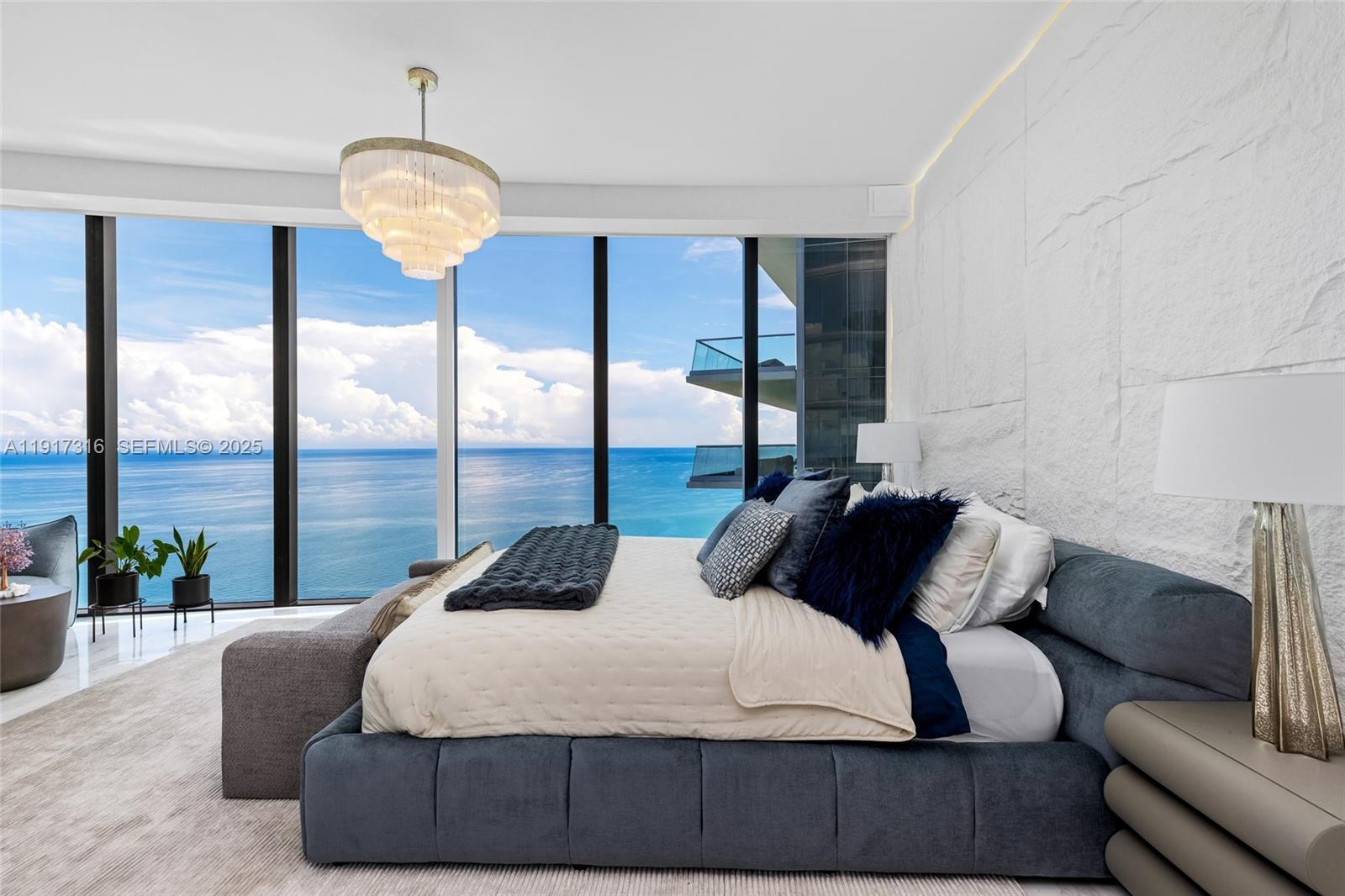 18555 COLLINS AVENUE COND - Residential