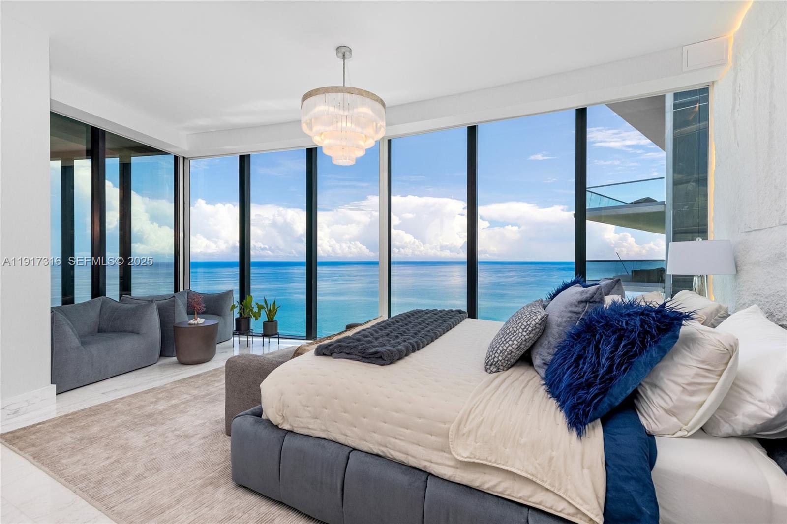 18555 COLLINS AVENUE COND - Residential