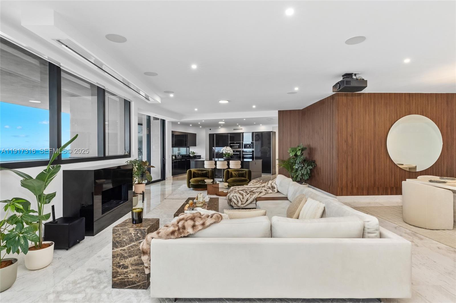 18555 COLLINS AVENUE COND - Residential