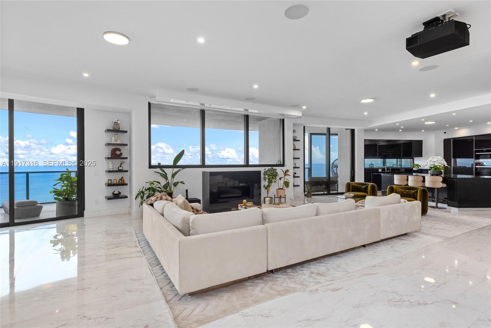 18555 COLLINS AVENUE COND - Residential