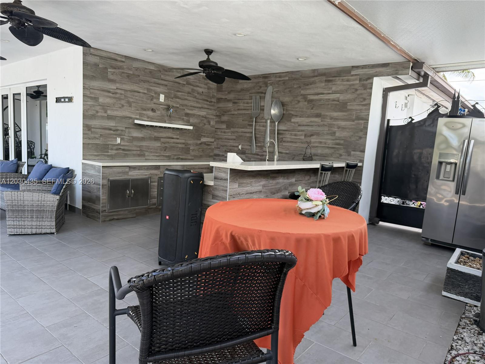 LAKE RICKY ESTS - Residential Lease
