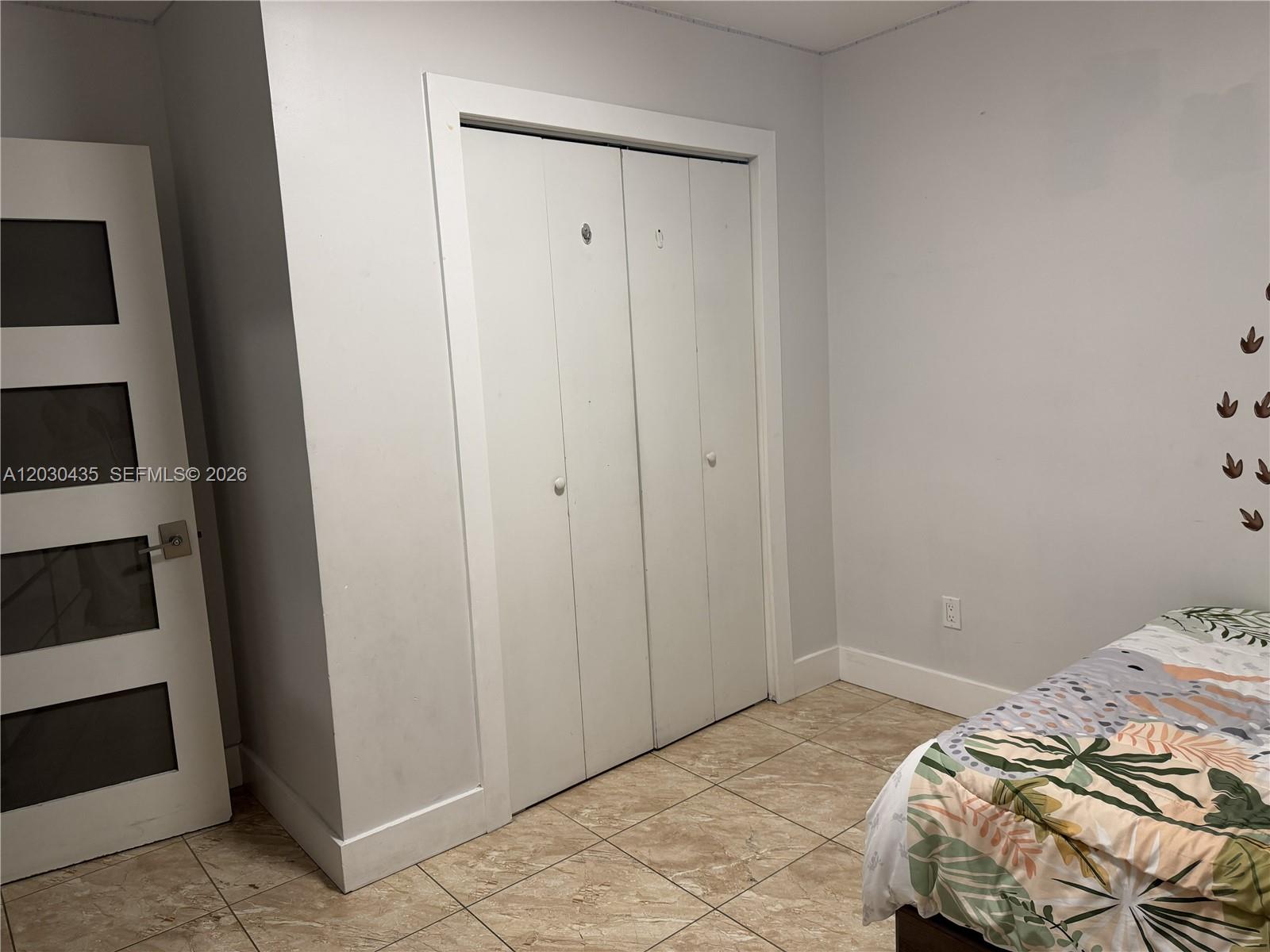 LAKE RICKY ESTS - Residential Lease