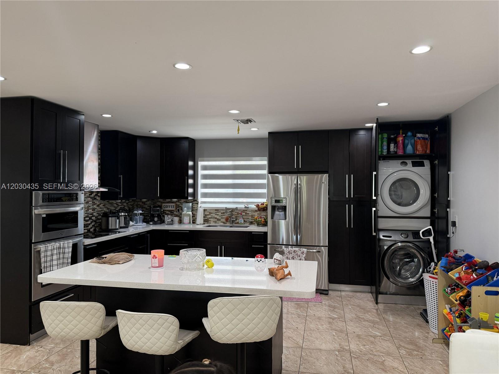LAKE RICKY ESTS - Residential Lease