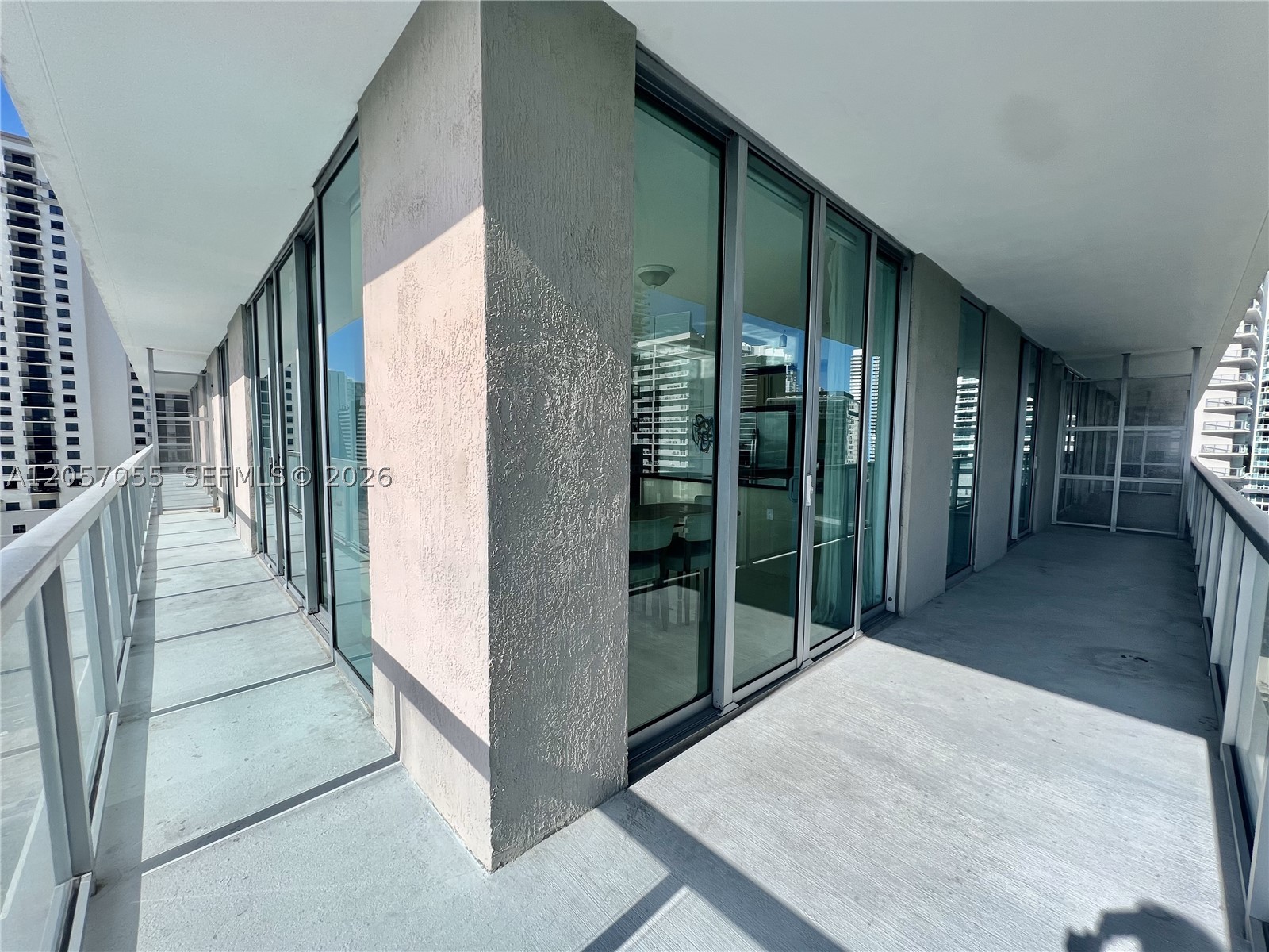 Axis On Brickell - Residential Lease