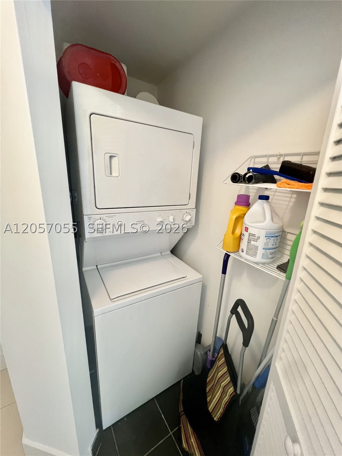 Axis On Brickell - Residential Lease