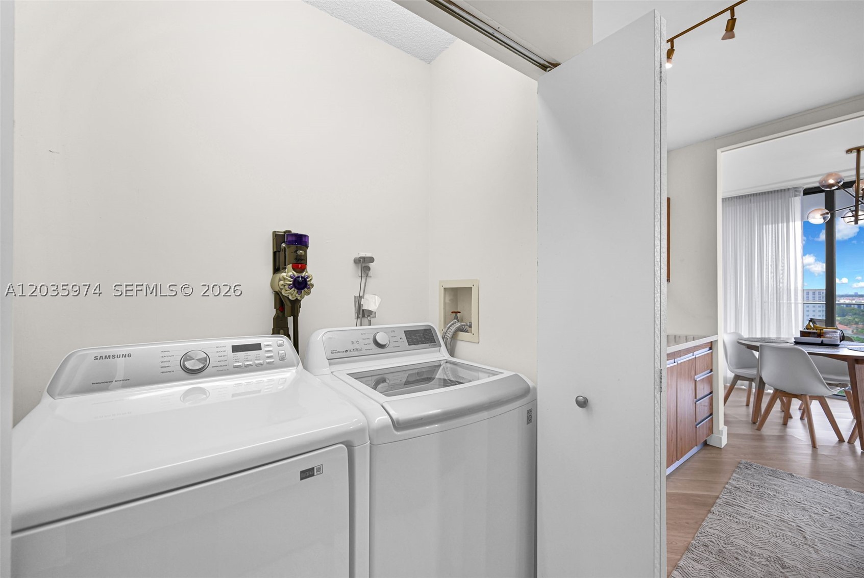 TURNBERRY ISLE CONDO - Residential Lease