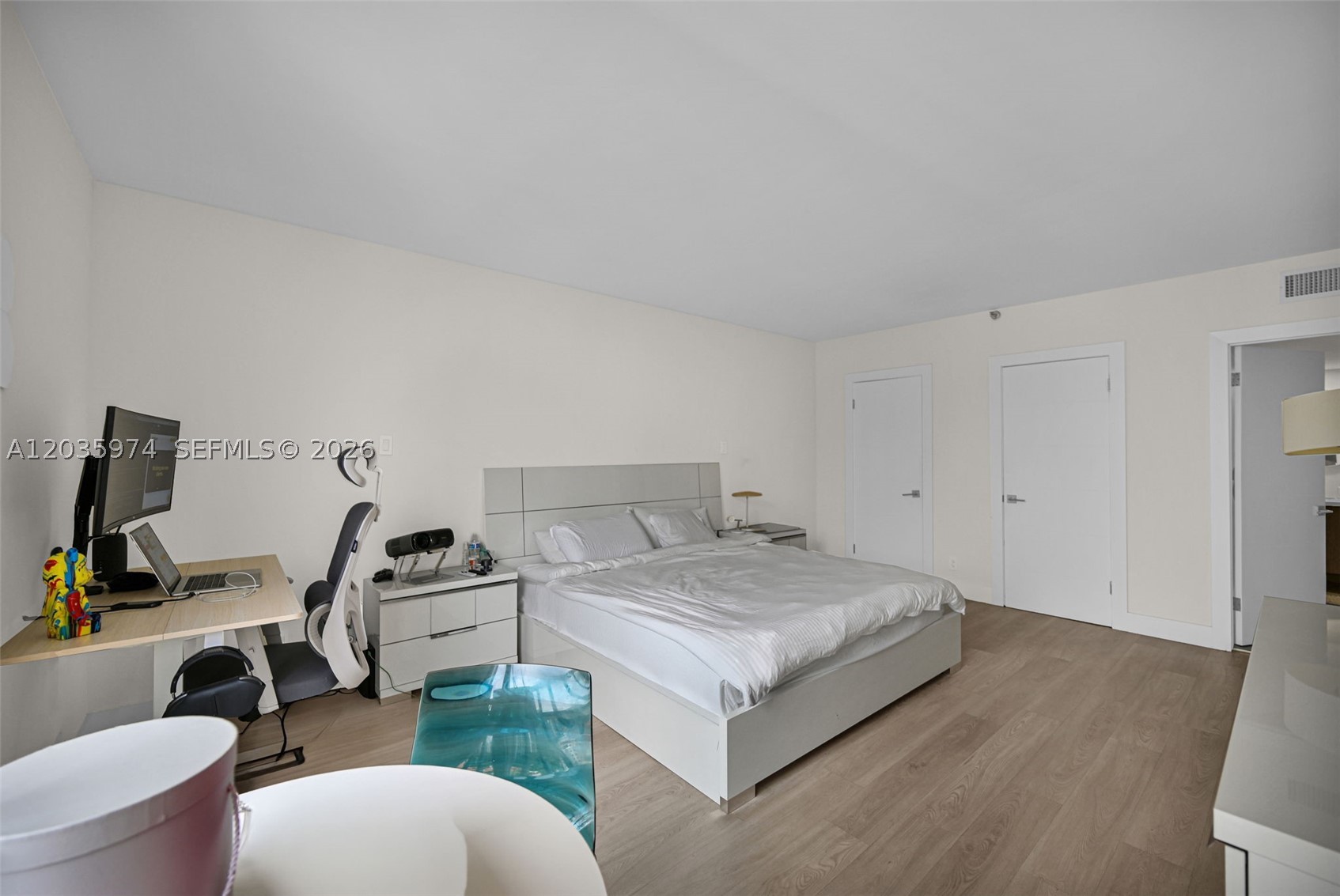 TURNBERRY ISLE CONDO - Residential Lease
