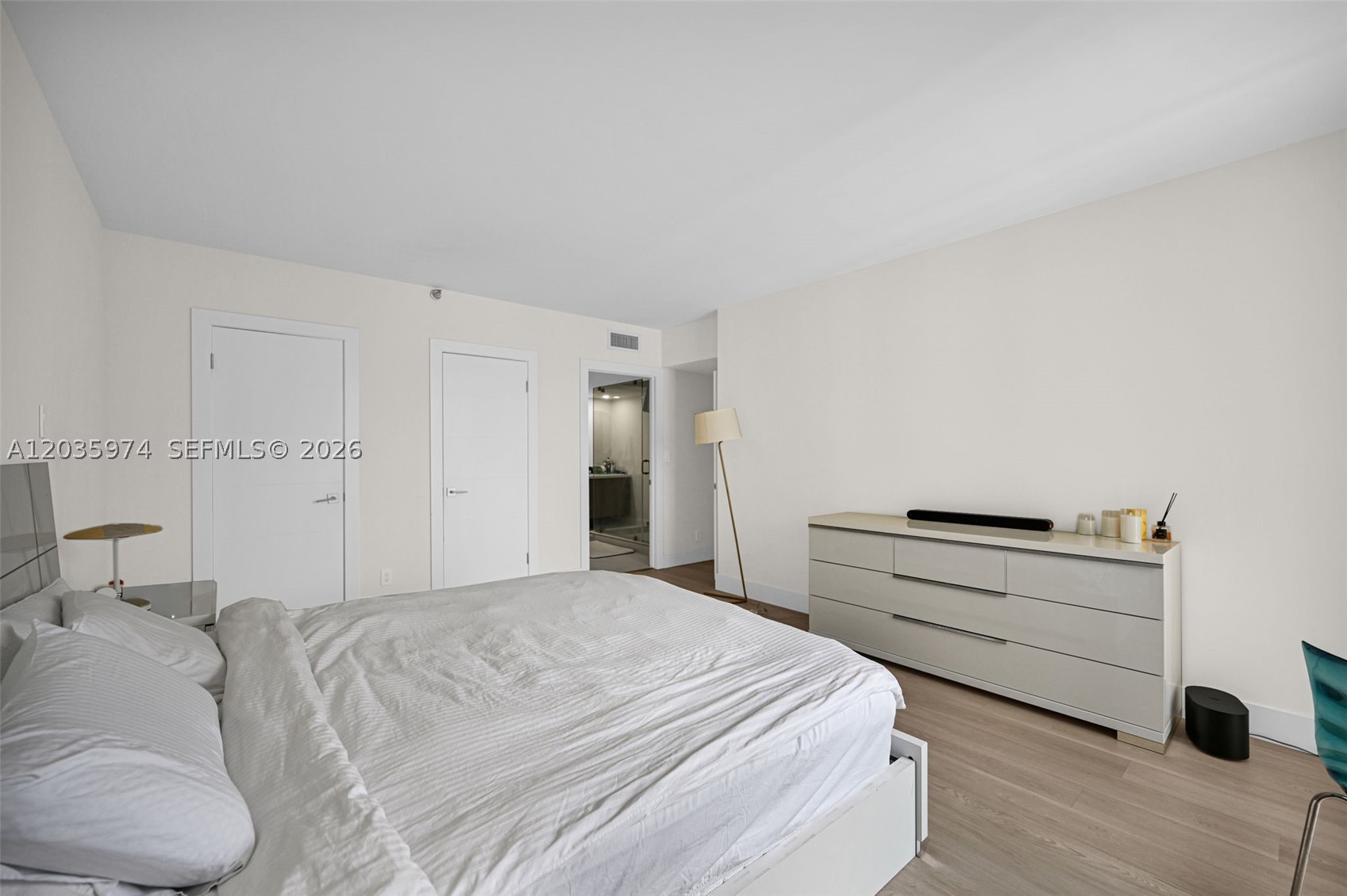 TURNBERRY ISLE CONDO - Residential Lease