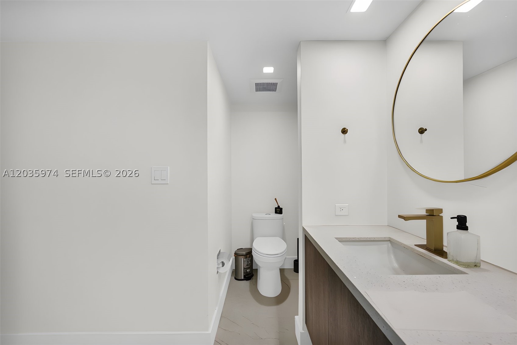 TURNBERRY ISLE CONDO - Residential Lease