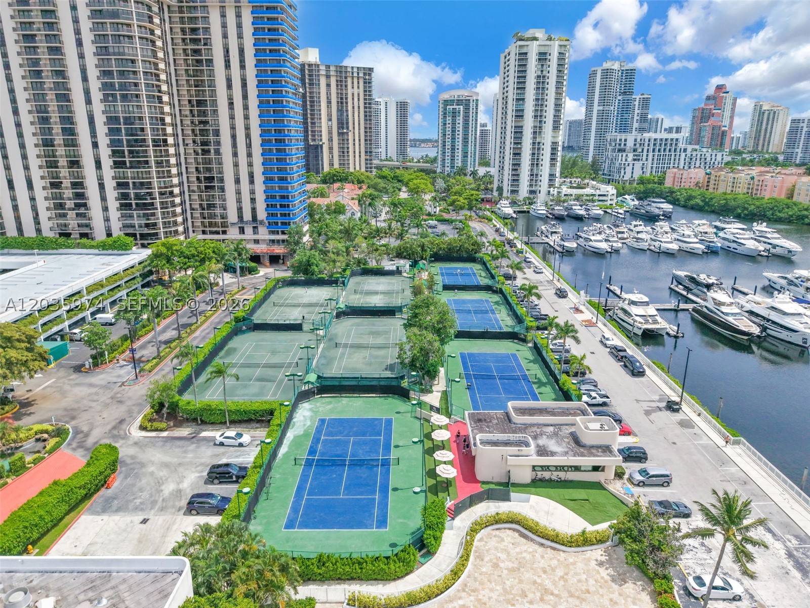 TURNBERRY ISLE CONDO - Residential Lease