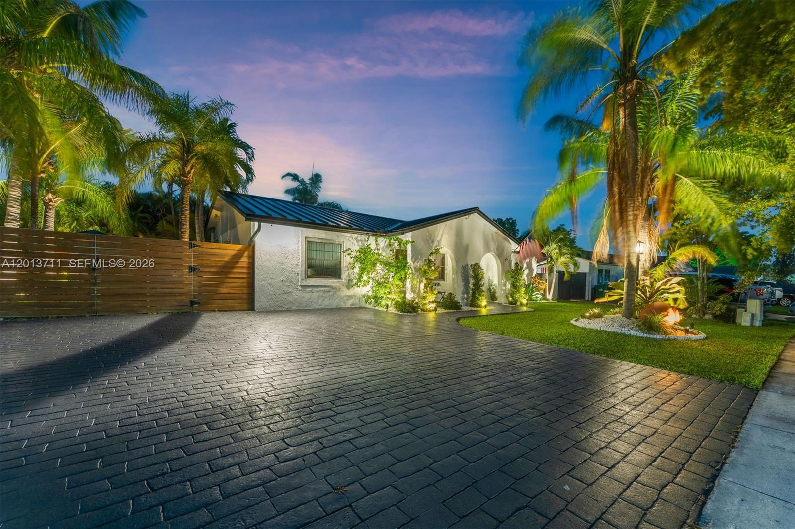 WESTWIND LAKES SEC 2 - Residential