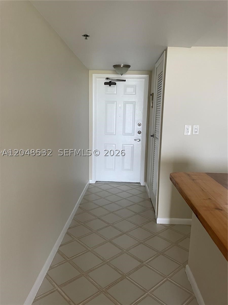 ROLLING HILLS GOLF AND TE - Residential