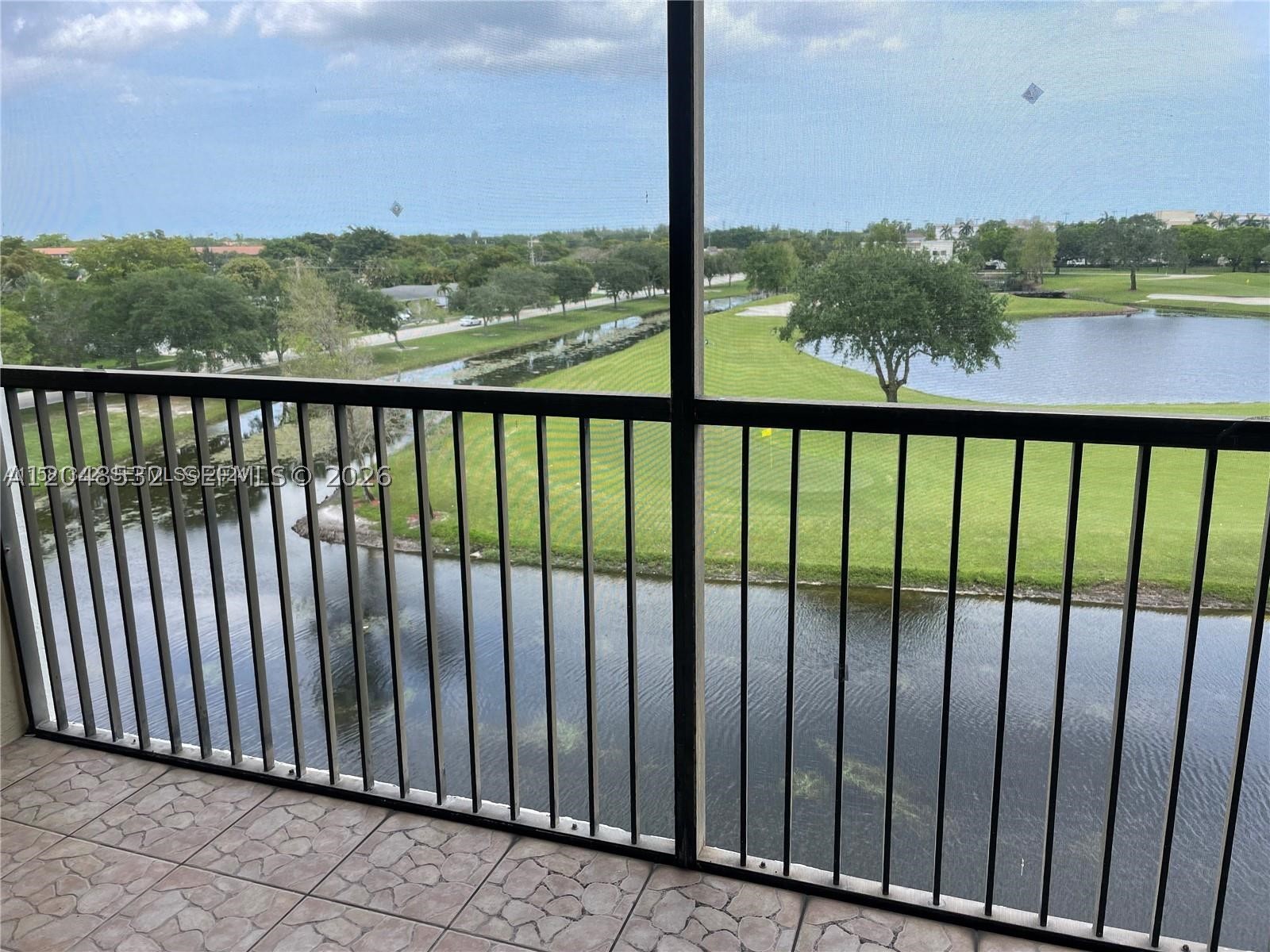 ROLLING HILLS GOLF AND TE - Residential