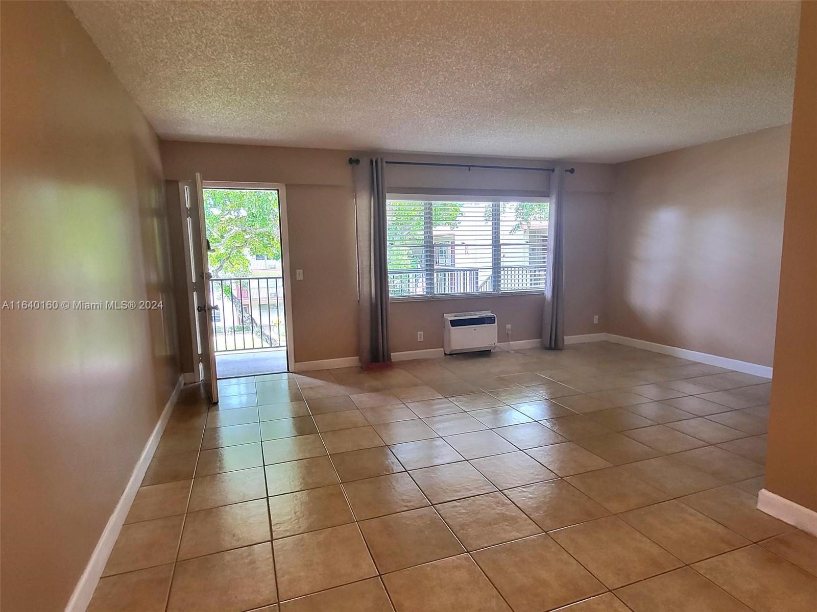 NEW HAMPTON AT CENTURY VI - Residential Lease