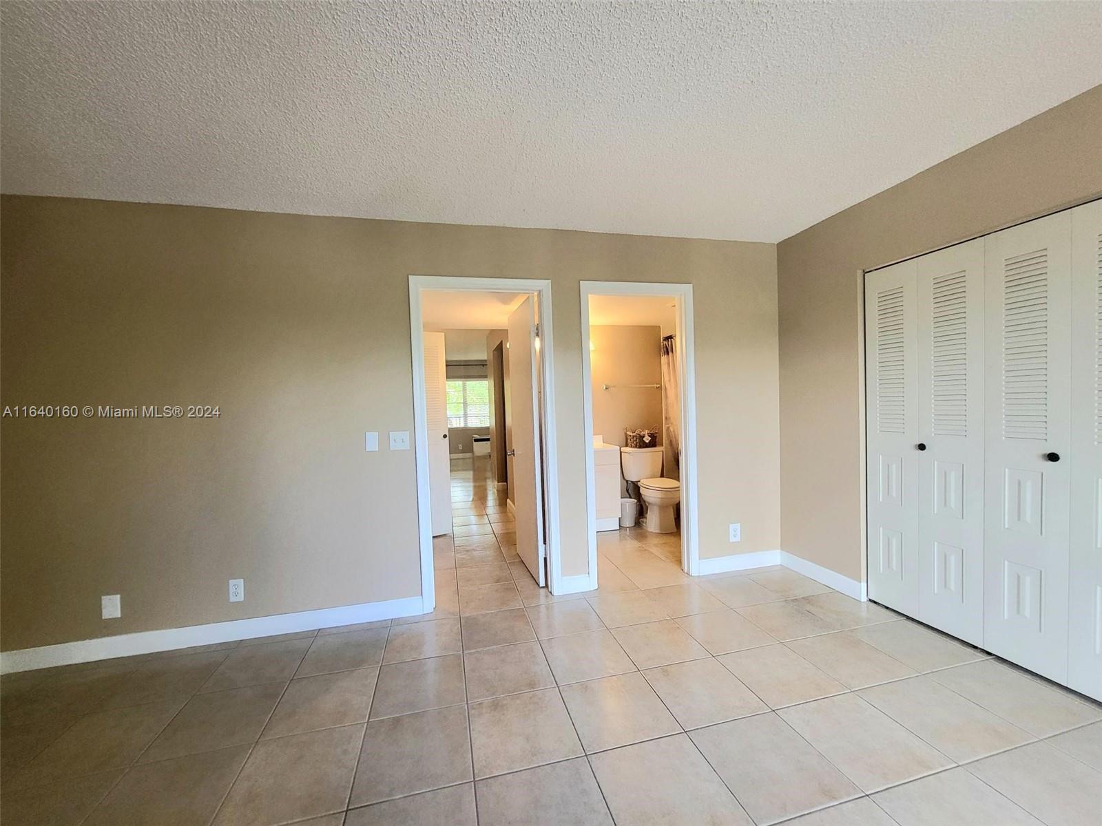 NEW HAMPTON AT CENTURY VI - Residential Lease