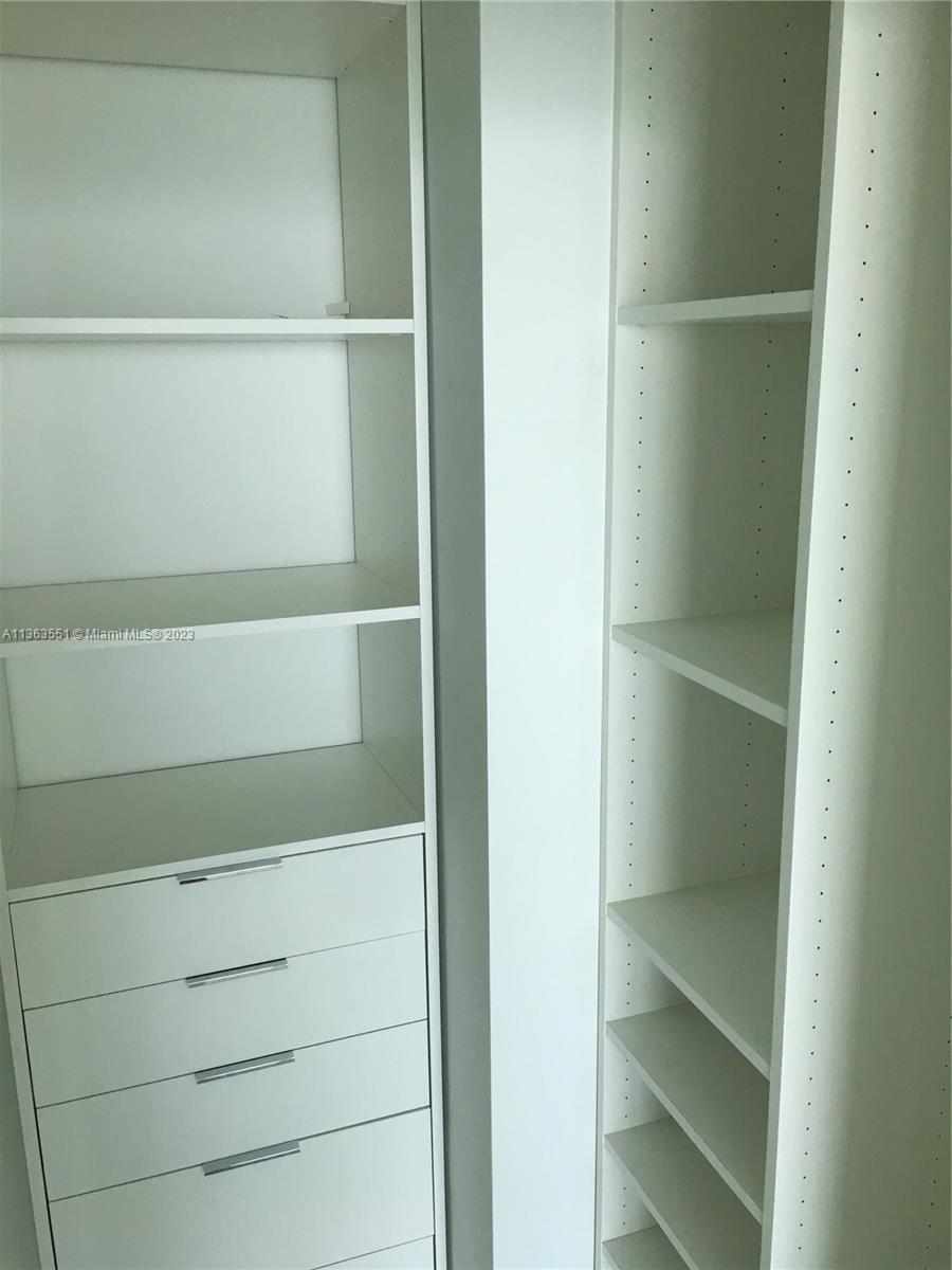 ICON BAY CONDO - Residential Lease