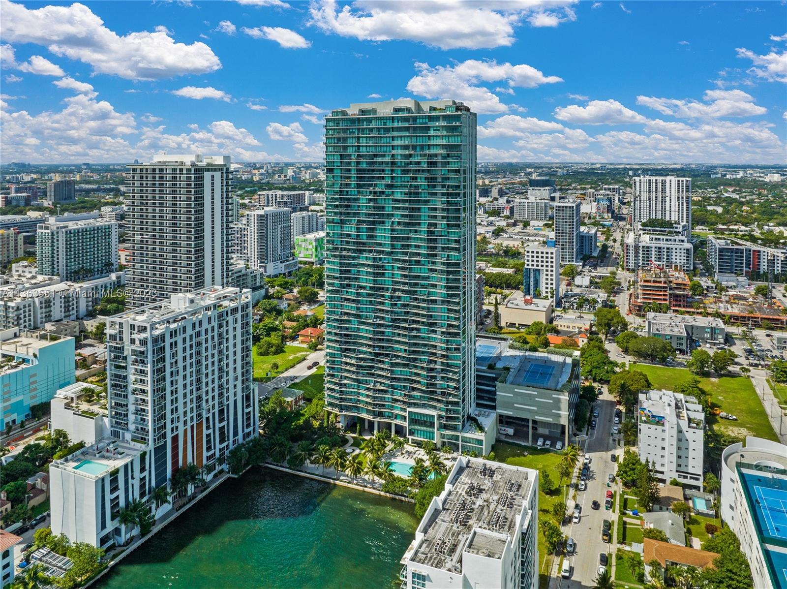 ICON BAY CONDO - Residential Lease